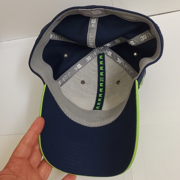 New with tags mens NFL cap size L/XL - Picture 8 of 11